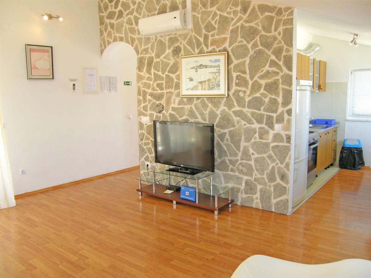 Apartments Jurica プリモシュテン エクステリア 写真